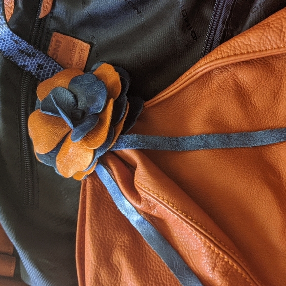 DIMONI LEATHER BAG, Beautiful Orange Color-----LOWERED PRICE - Picture 5 of 13